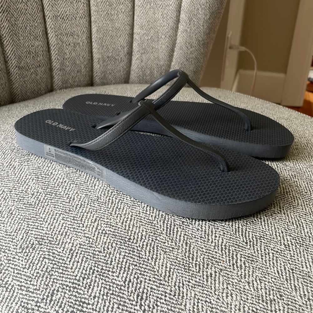Old Navy T Strap Sandals